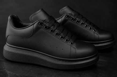 Alexander McQueen Oversized Sneaker in triple black